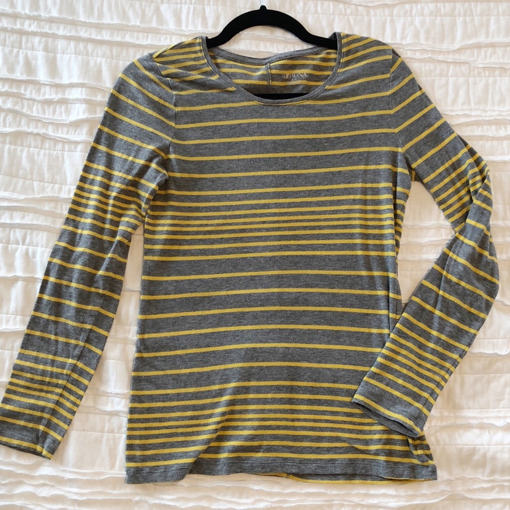 Gray and mustard long sleeve tee